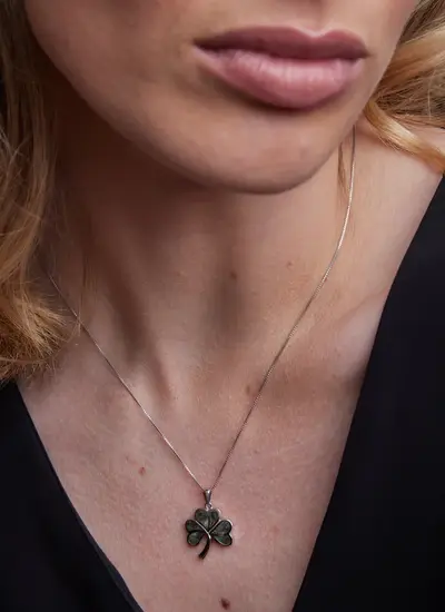 Sterling Silver Connemara Marble Shamrock Pendant 